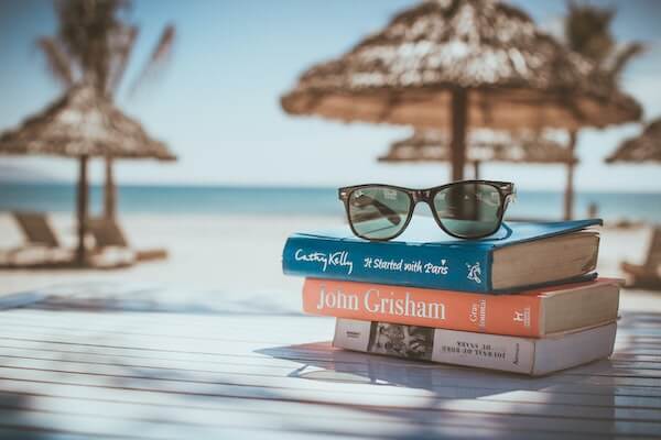 beach-books__opdb-op65e81150db3c05-38186027